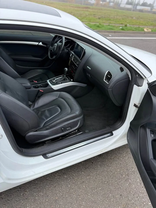 2012 Audi B8 A5 - Image 10 of 17