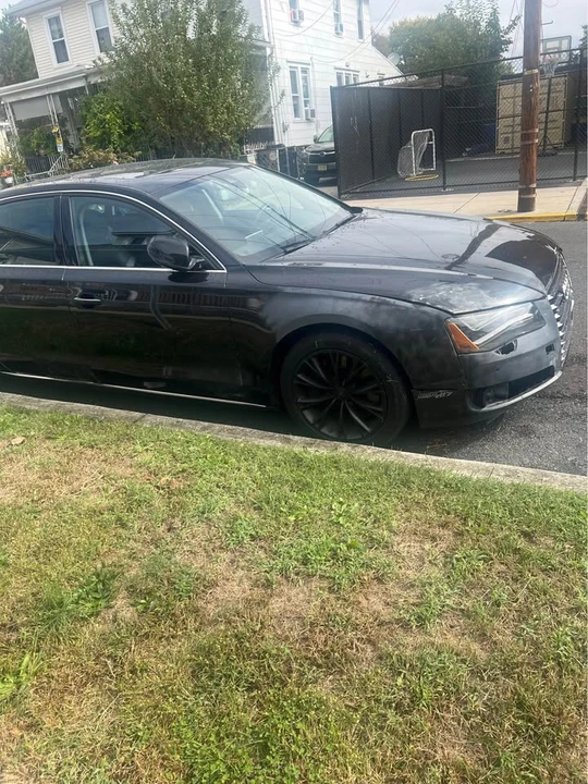 2012 Audi D4 A8 - Image 5 of 9