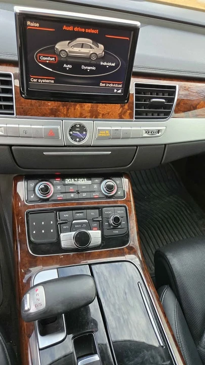2012 Audi D4 A8 - Image 7 of 9