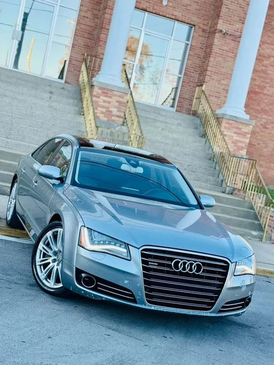 2012 Audi D4 A8 - Image 10 of 19