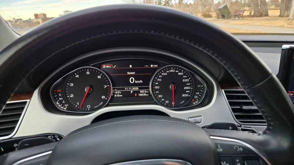 2012 Audi D4 A8 - Image 8 of 8
