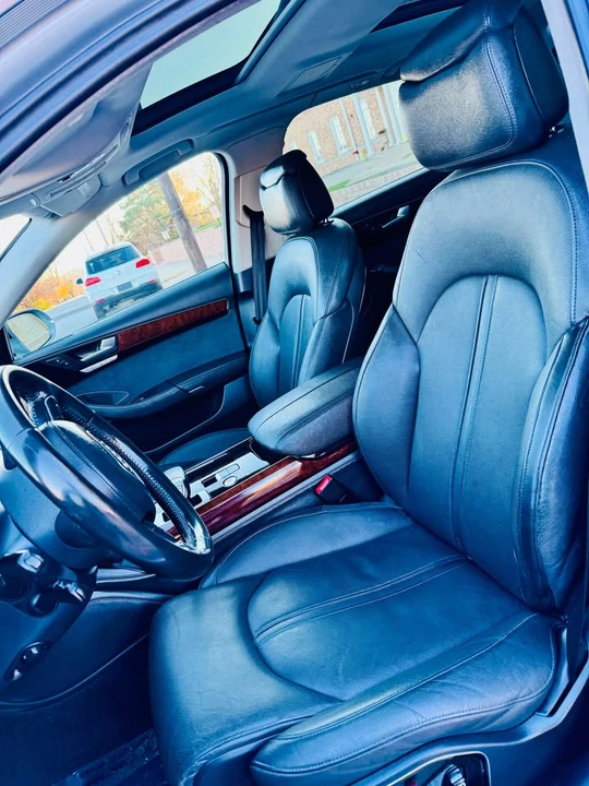 2012 Audi D4 A8 - Image 10 of 17