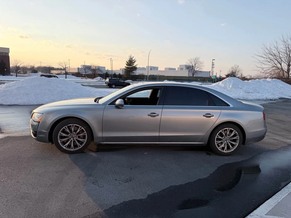 2012 Audi D4 A8 - Image 2 of 4