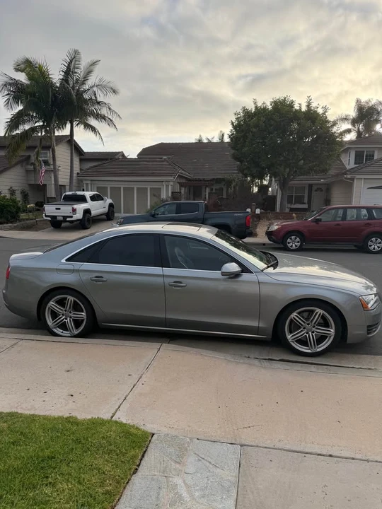 2012 Audi D4 A8 - Image 2 of 11