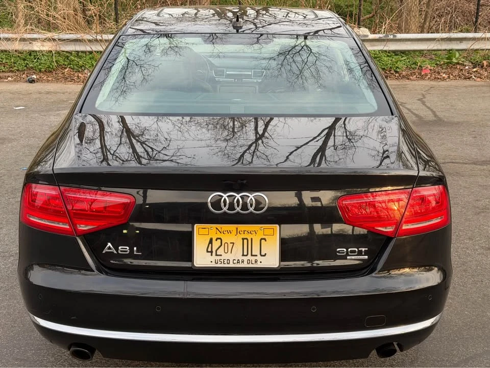 2012 Audi D4 A8 - Image 8 of 15
