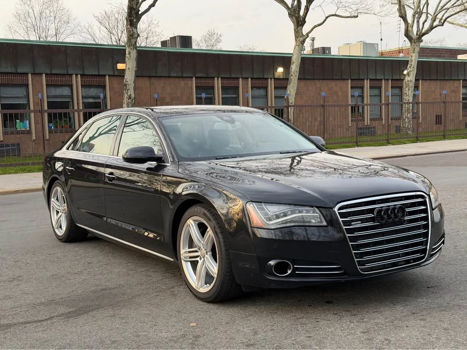 2012 Audi D4 A8 - Image 2 of 15