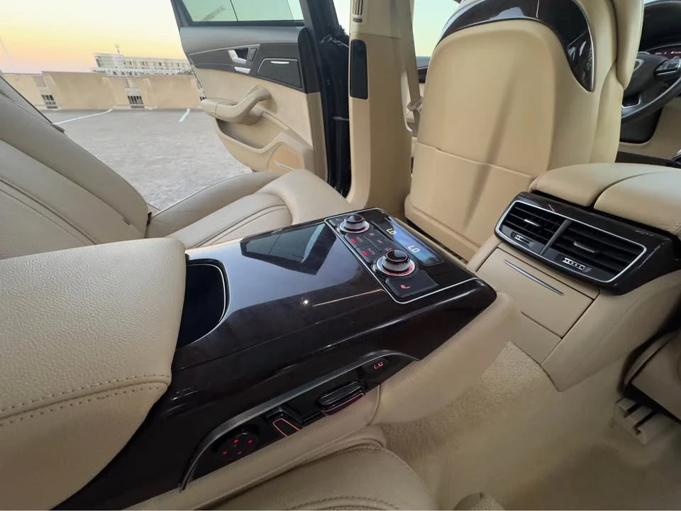2012 Audi D4 A8 - Image 19 of 19