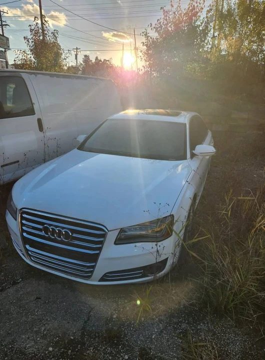 2012 Audi D4 A8 - Image 2 of 4