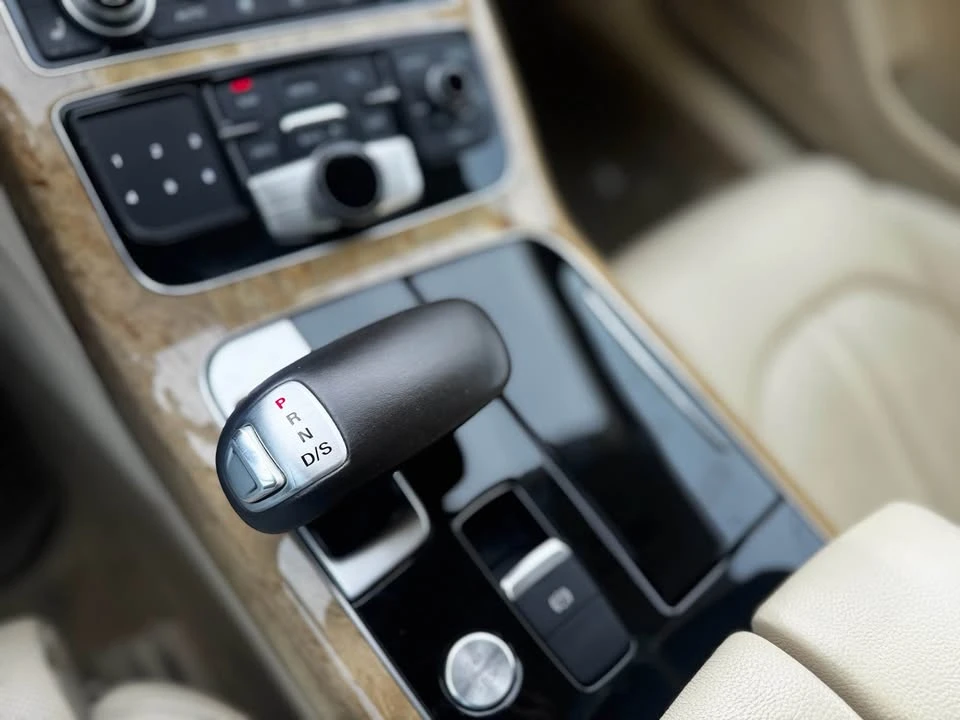 2012 Audi D4 A8 - Image 13 of 16