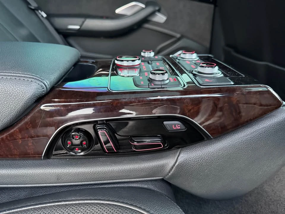 2012 Audi D4 A8 - Image 18 of 18