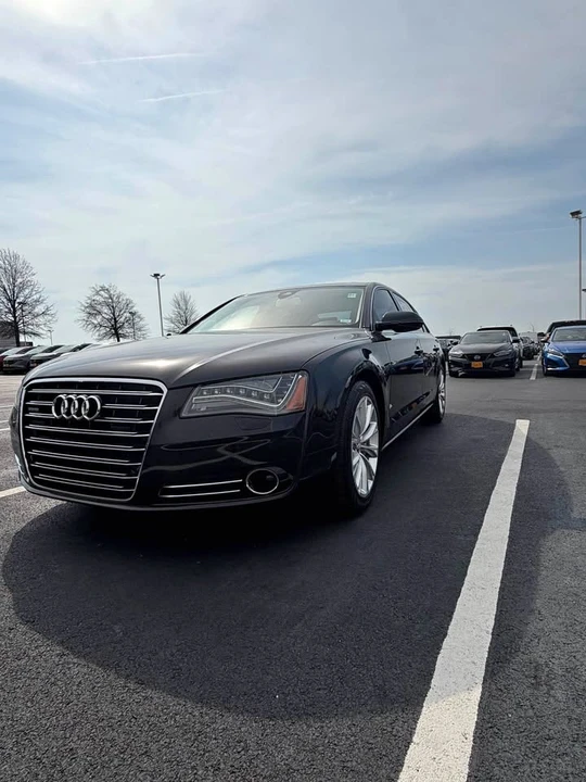 2012 Audi D4 A8 - Image 2 of 11
