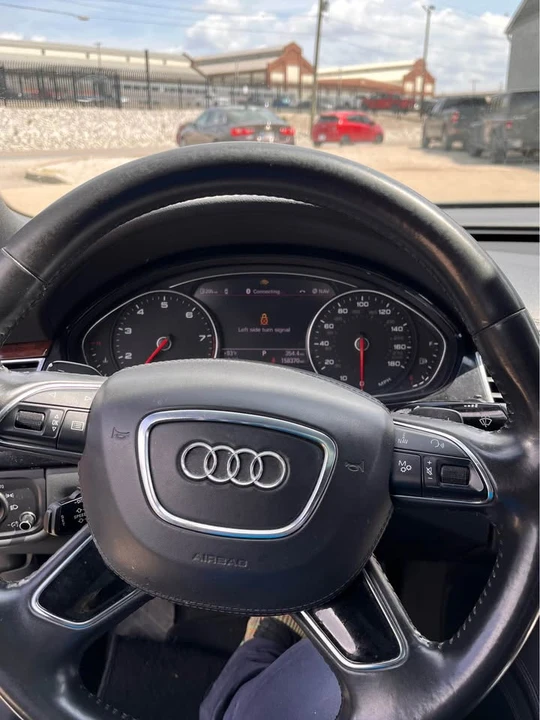 2012 Audi D4 A8 - Image 17 of 20