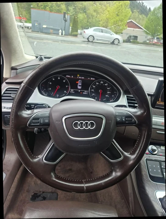 2012 Audi D4 A8 - Image 8 of 17