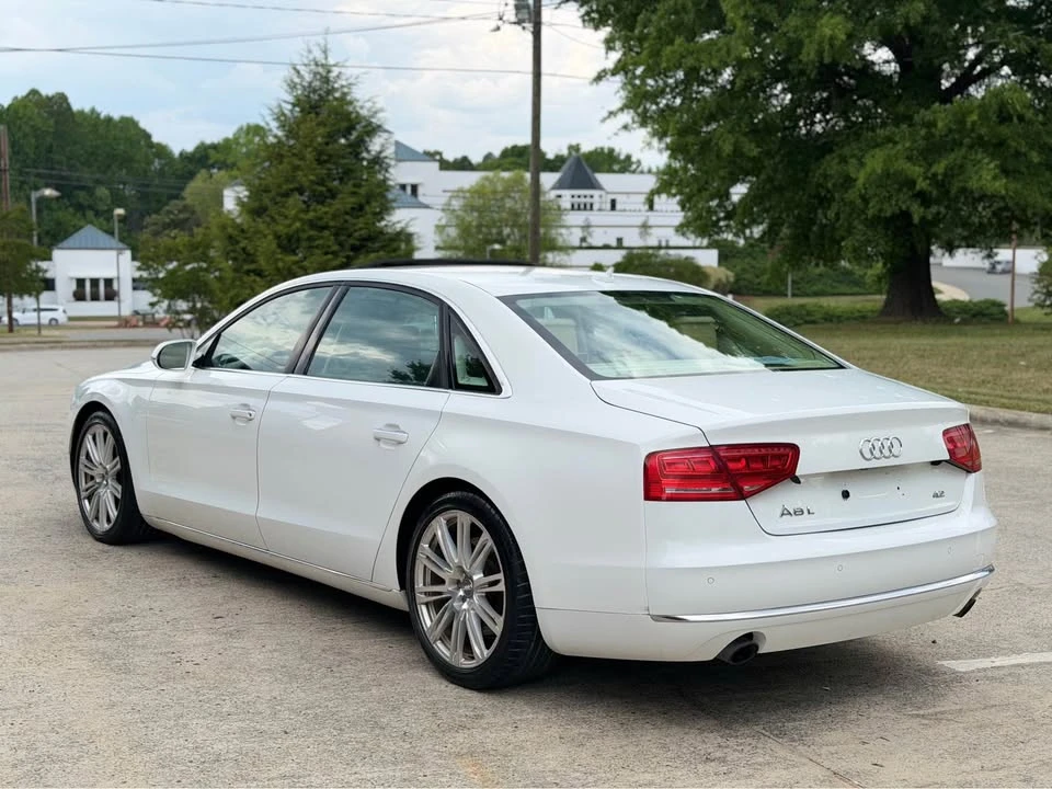 2012 Audi D4 A8 - Image 10 of 19