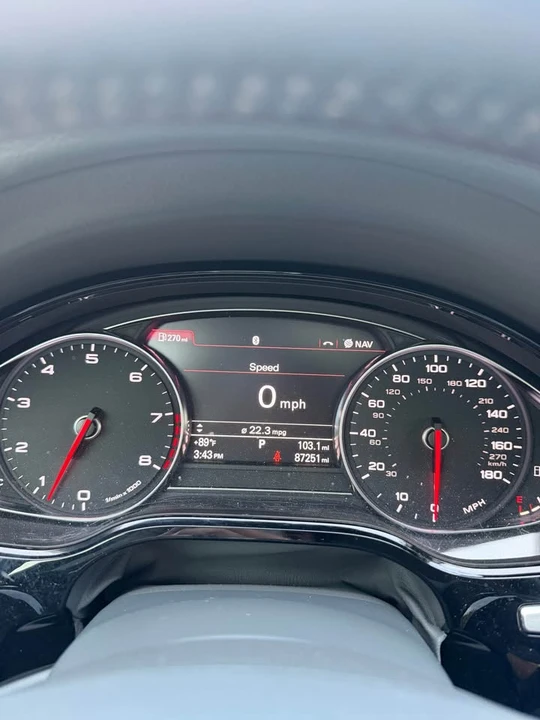 2012 Audi D4 A8 - Image 9 of 20