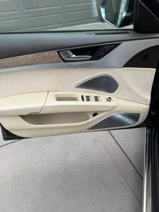 2012 Audi D4 A8 - Image 9 of 13