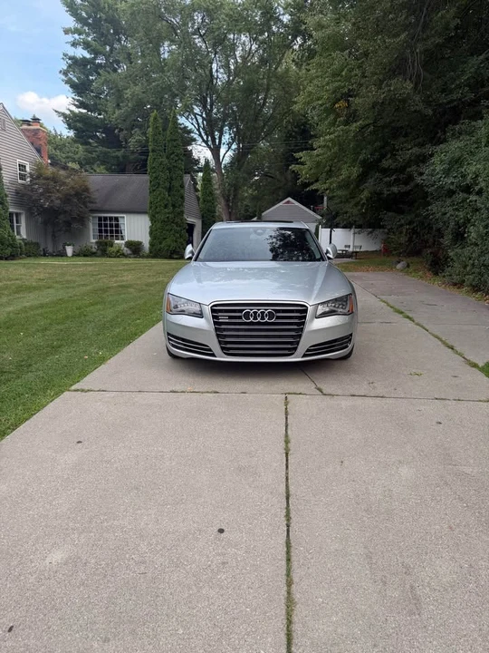 2012 Audi D4 A8 - Image 3 of 4