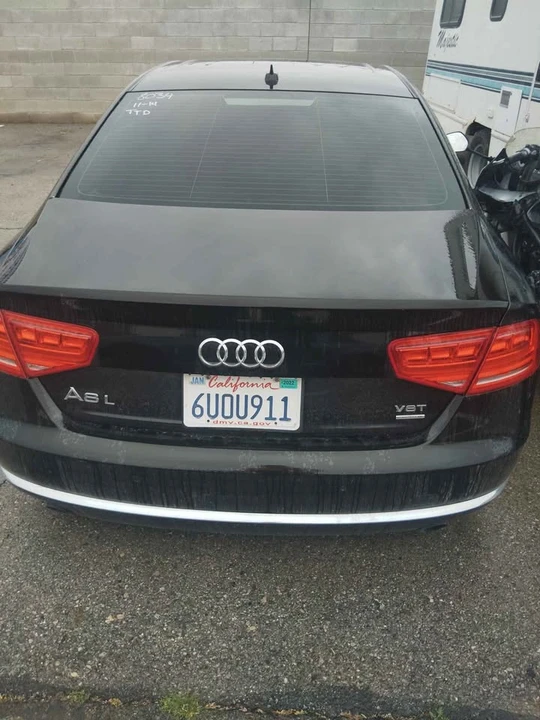 2012 Audi D4 A8 - Image 2 of 4
