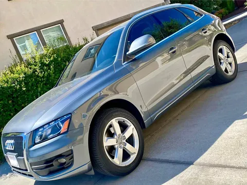 2012 Audi Q5 Quattro 2.0T Premium Plus
