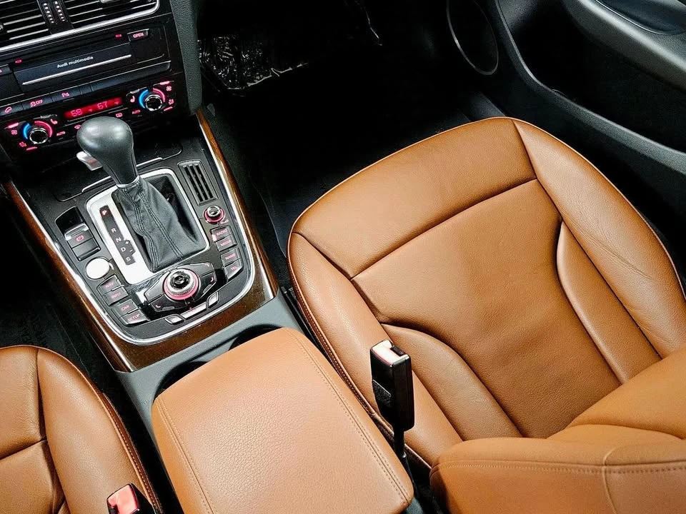 2012 Audi 8R Q5 - Image 10 of 20