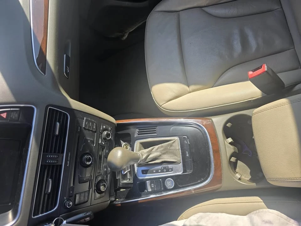 2012 Audi 8R Q5 - Image 8 of 8