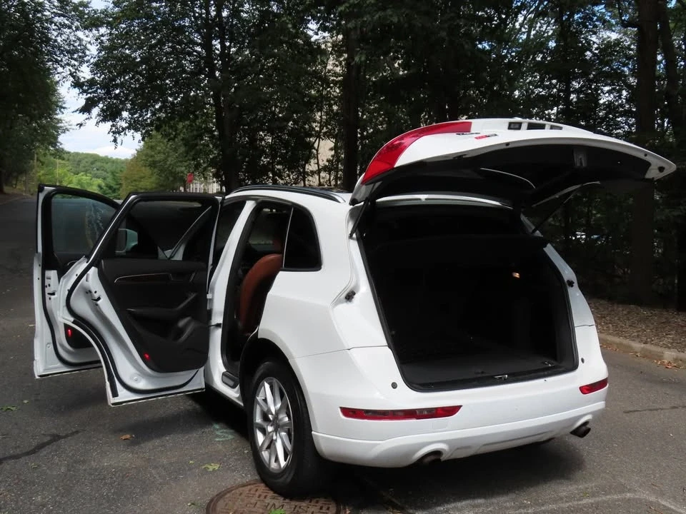 2012 Audi 8R Q5 - Image 2 of 8