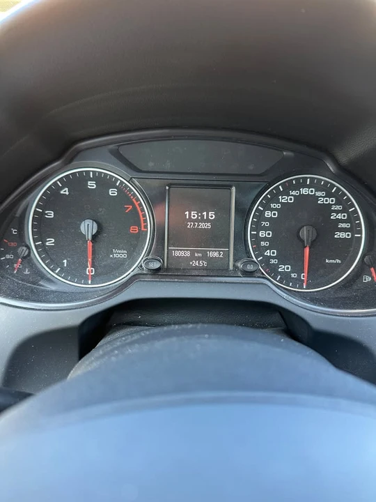 2012 Audi 8R Q5 - Image 10 of 11