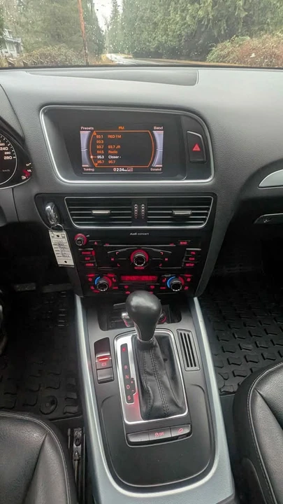 2012 Audi 8R Q5 - Image 11 of 16