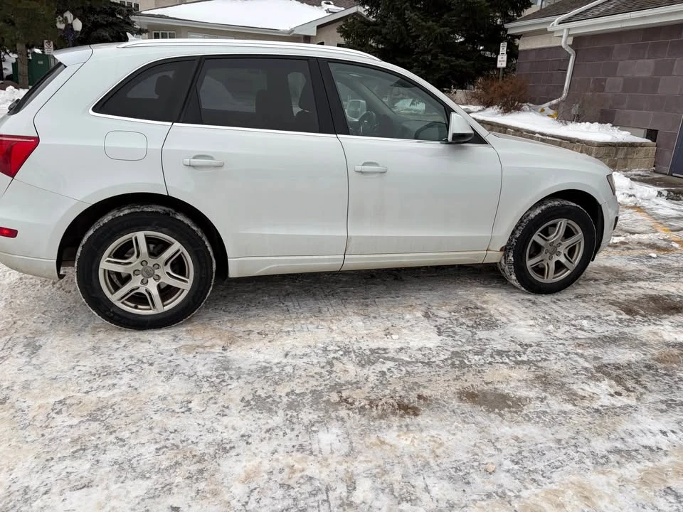 2012 Audi 8R Q5 - Image 9 of 12