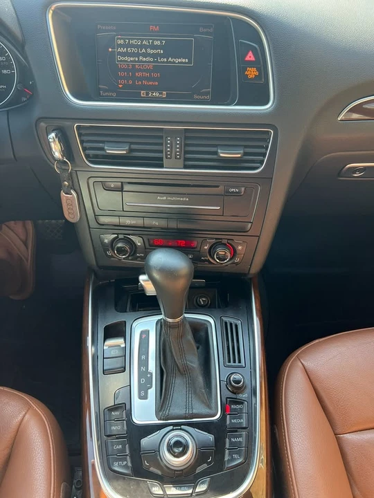 2012 Audi 8R Q5 - Image 9 of 14