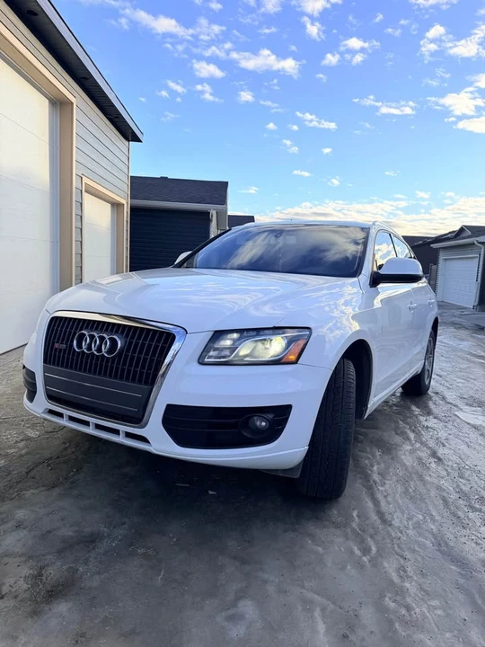 2012 Audi 8R Q5 - Image 2 of 11