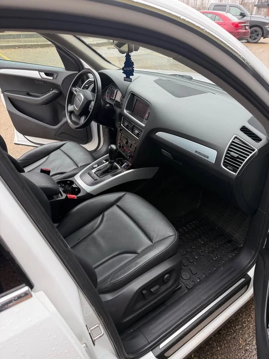 2012 Audi 8R Q5 - Image 10 of 13