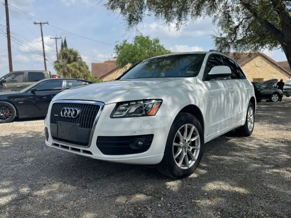 2012 Audi 8R Q5 - Image 2 of 19