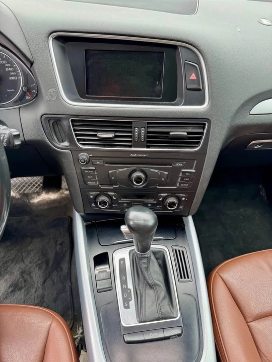 2012 Audi 8R Q5 - Image 15 of 16