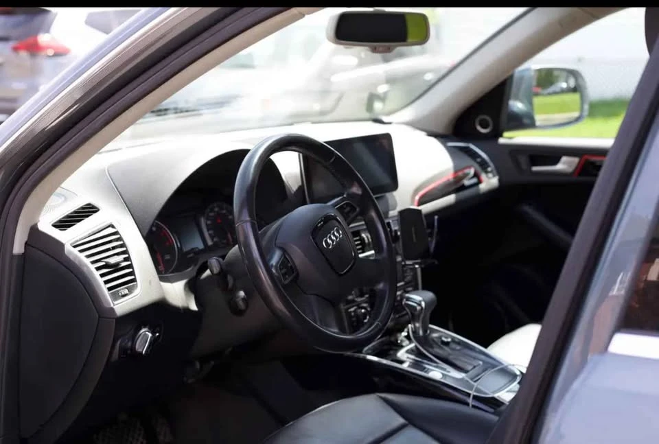 2012 Audi 8R Q5 - Image 5 of 16