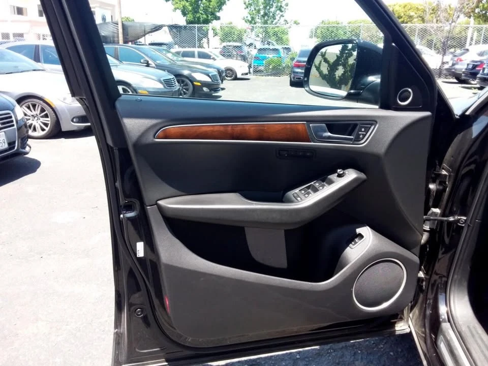 2012 Audi 8R Q5 - Image 8 of 20