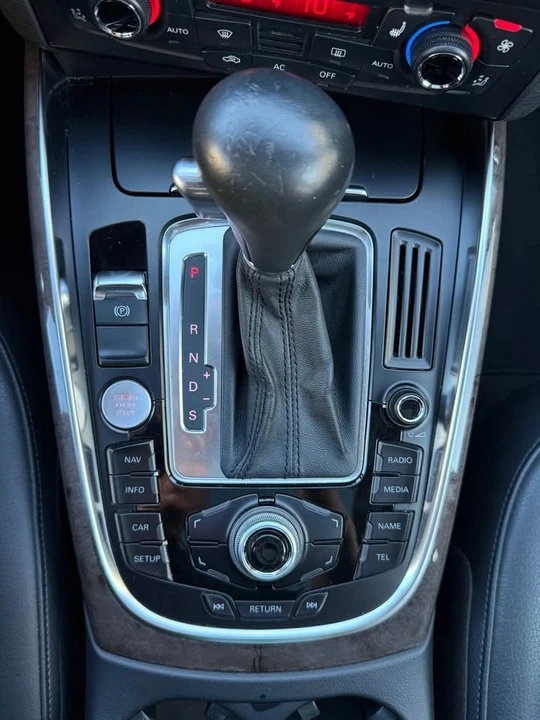2012 Audi 8R Q5 - Image 13 of 16