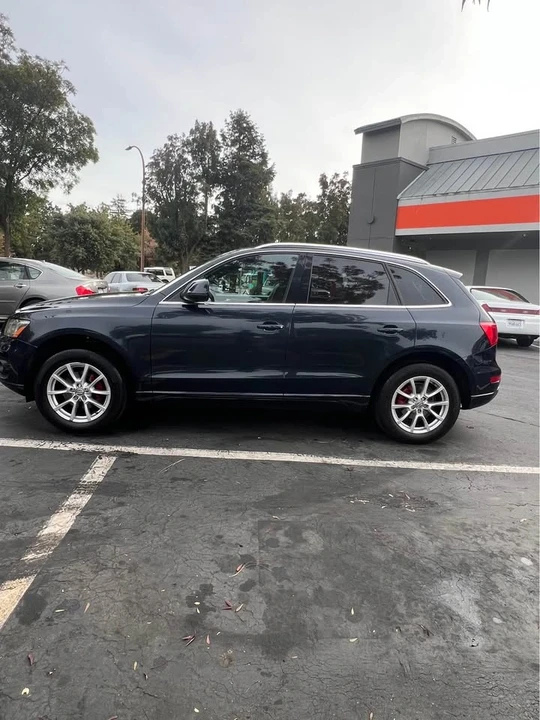 2012 Audi 8R Q5 - Image 2 of 5