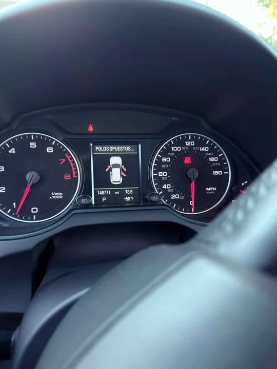 2012 Audi 8R Q5 - Image 10 of 10