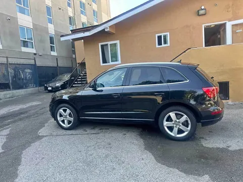 2012 Audi Q5 2.0T Premium Plus