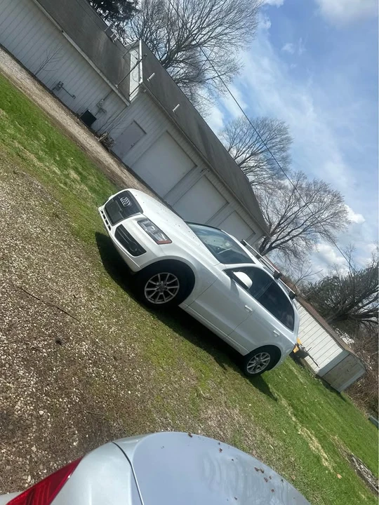2012 Audi 8R Q5 - Image 2 of 3