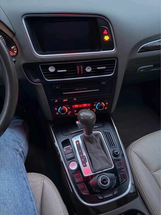 2012 Audi 8R Q5 - Image 11 of 12