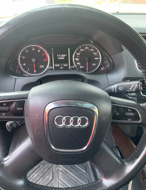2012 Audi 8R Q5 - Image 8 of 8