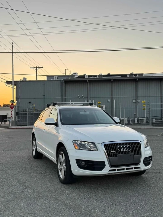 2012 Audi 8R Q5 - Image 2 of 10