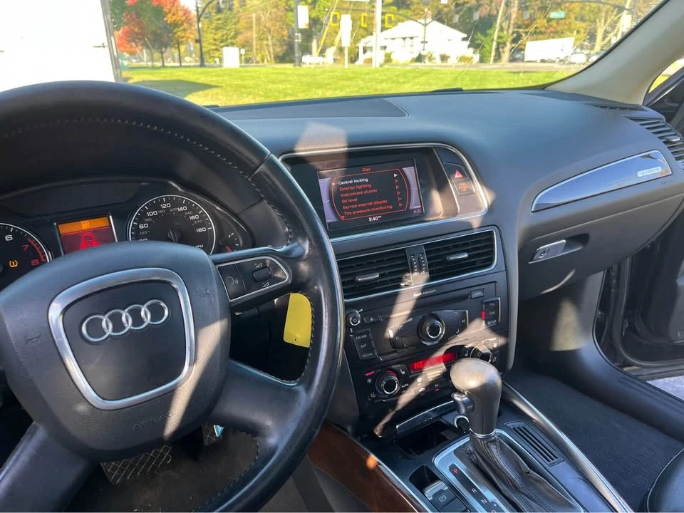 2012 Audi 8R Q5 - Image 10 of 13