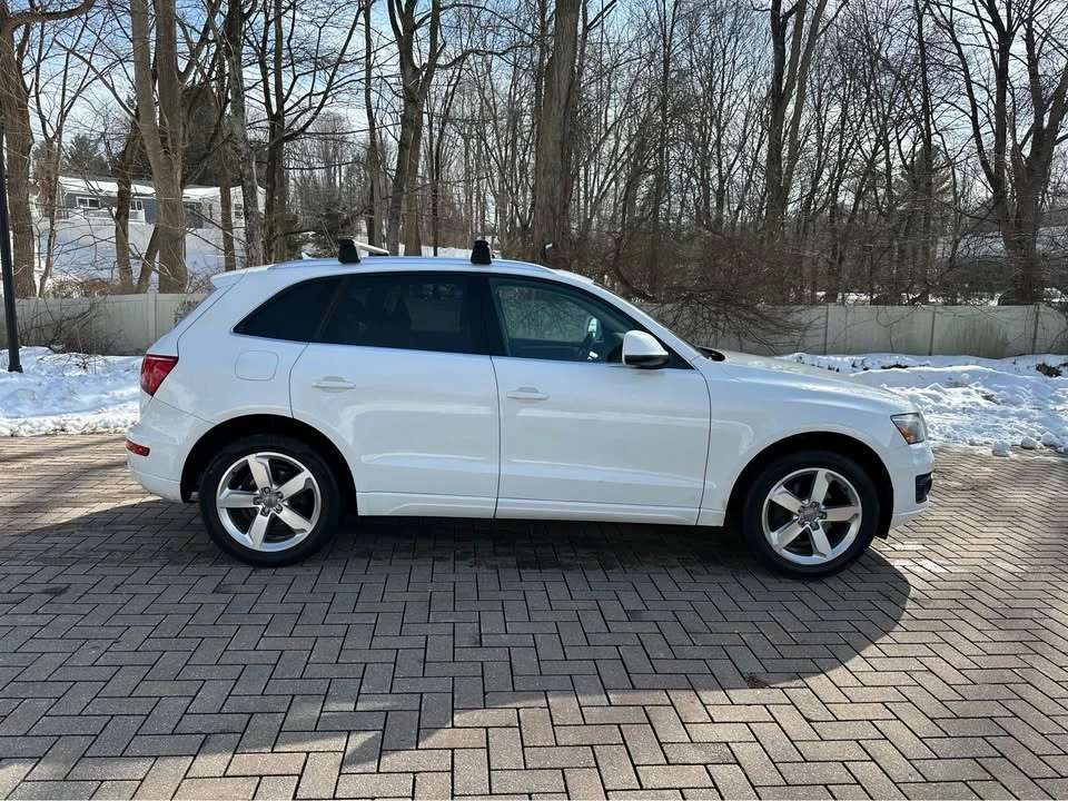 2012 Audi 8R Q5 - Image 2 of 11