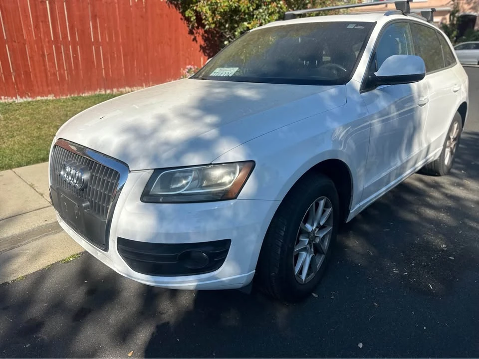 2012 Audi 8R Q5 - Image 2 of 11