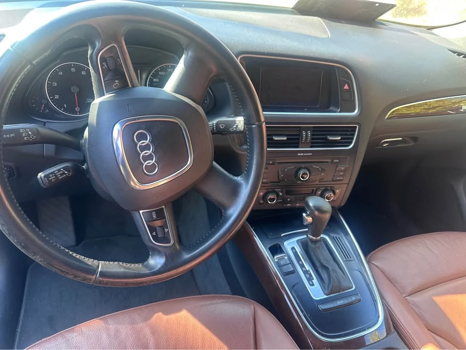 2012 Audi 8R Q5 - Image 8 of 11