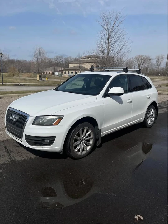 2012 Audi 8R Q5 - Image 2 of 12