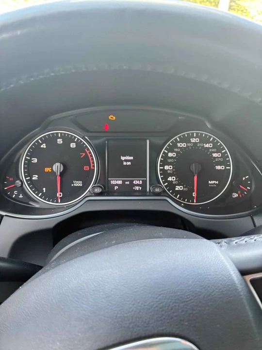 2012 Audi 8R Q5 - Image 2 of 11